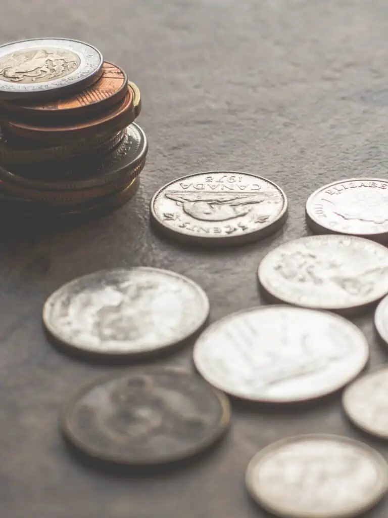 pile of coins for a coin counting machine 
